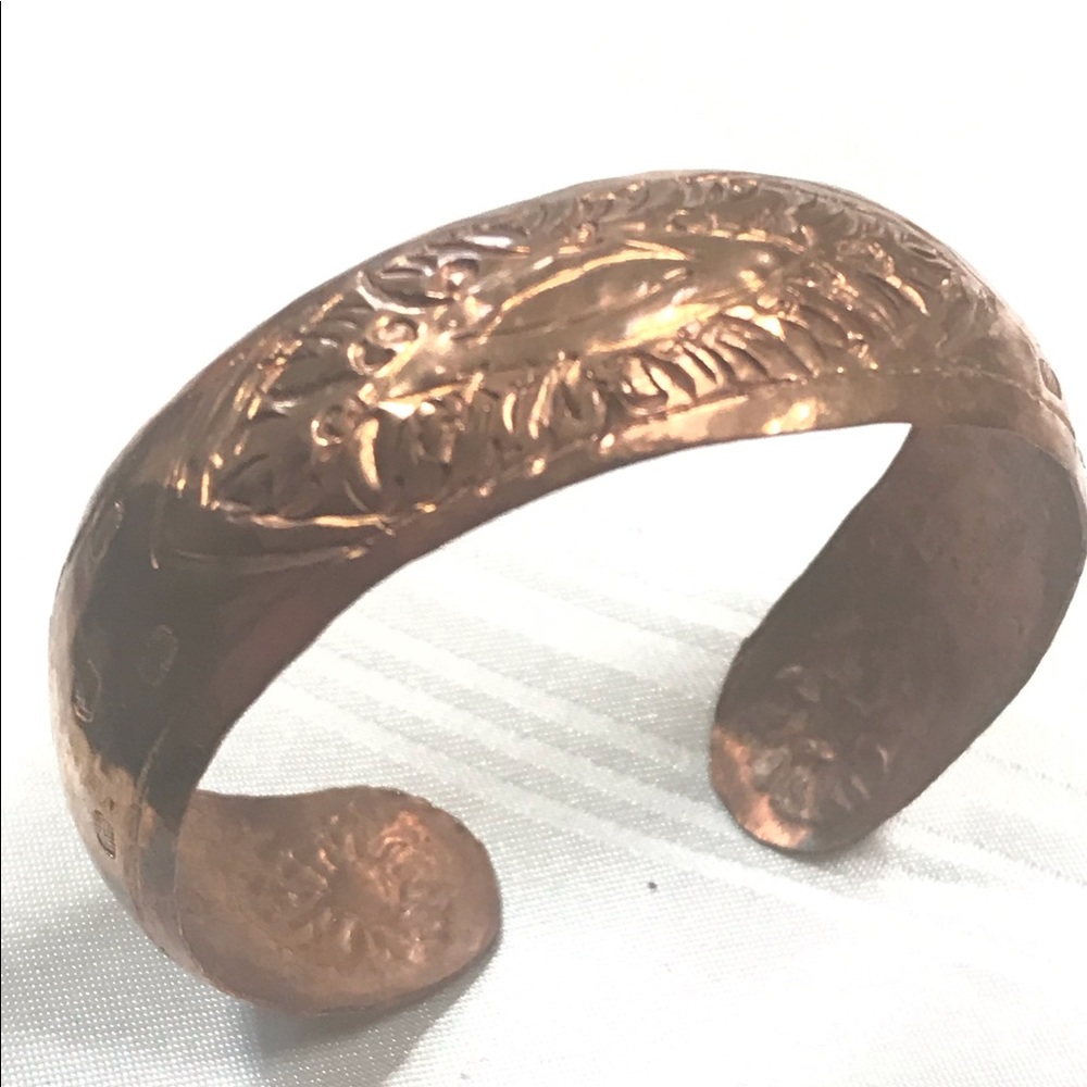 Vintage cuff T13